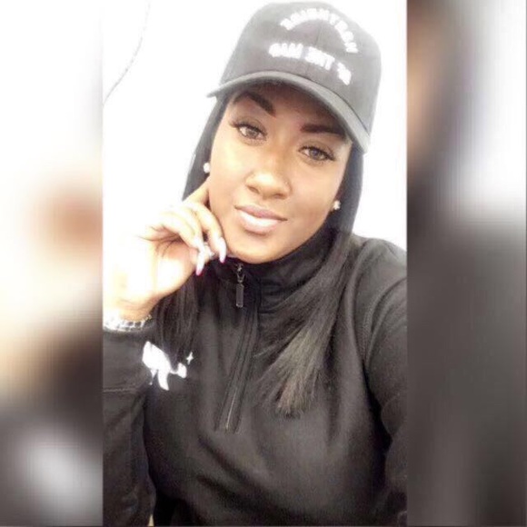 Meet your Posher, Lindsey - Picture 1 of 1